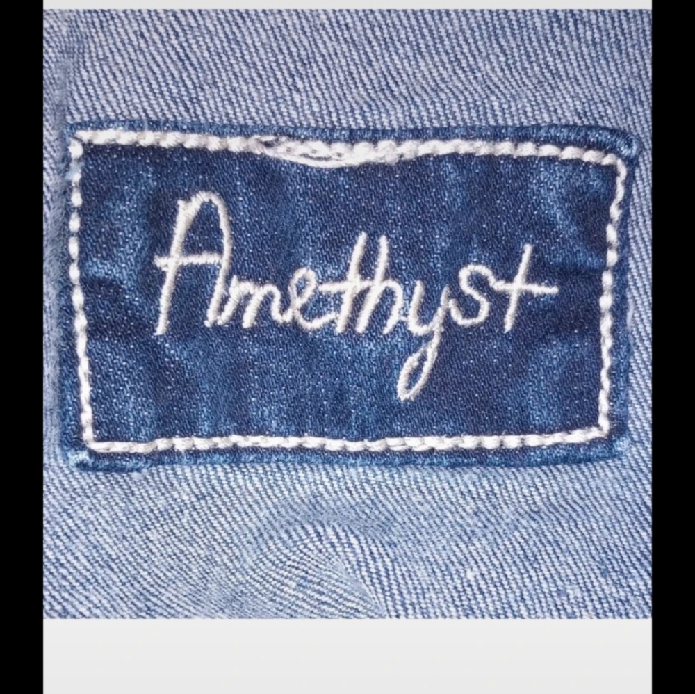 Amethyst Cropped Distressed Denim Jacket Size Medium Measurements Approx: Should - Picture 6 of 7